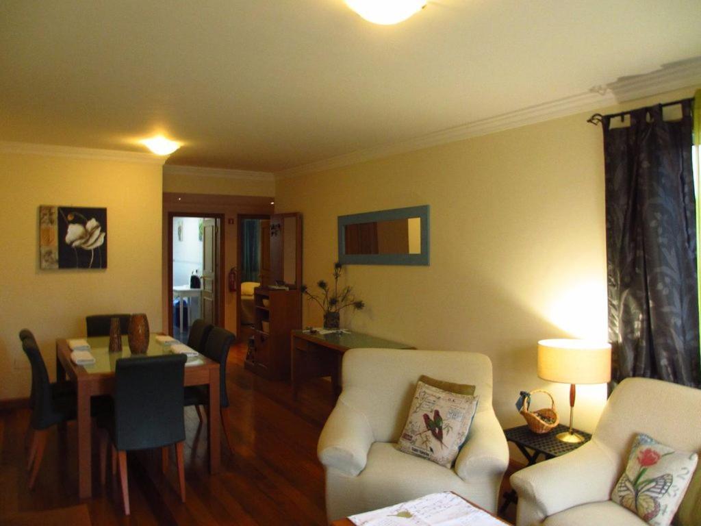 Acqua Marina Apartment ฟุงชาล ภายนอก รูปภาพ