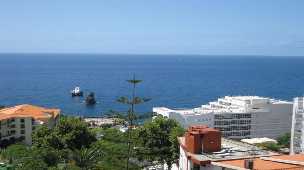 Acqua Marina Apartment ฟุงชาล ภายนอก รูปภาพ