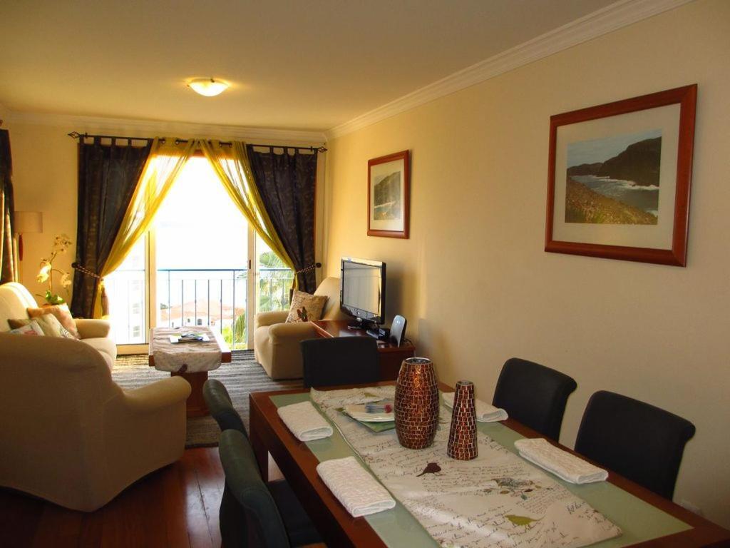 Acqua Marina Apartment ฟุงชาล ภายนอก รูปภาพ